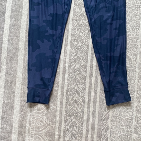 Rhone Reign Midweight Jogger Pants in Outer Space Camo - Picture 13 of 13